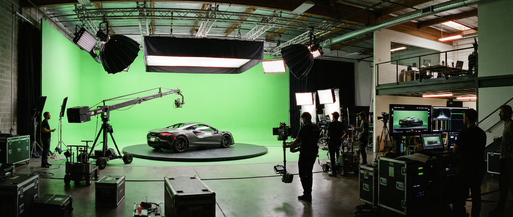 小马拉大车创作中心